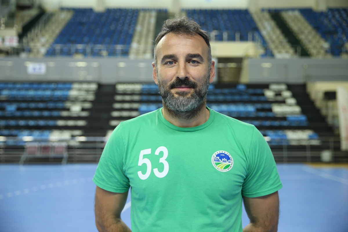 Sakarya Büyükşehir Hentbol Süper Ligde zirveyi hedefliyor