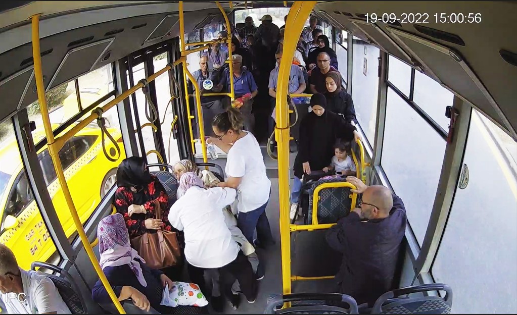 Büyükşehir personelinden hayata döndüren müdahale