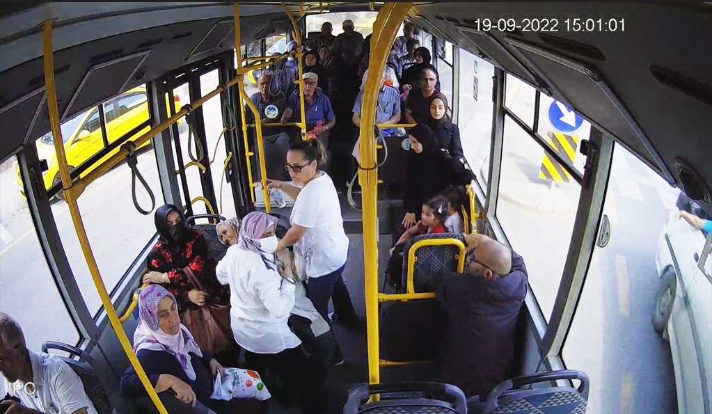 Büyükşehir personelinden hayata döndüren müdahale