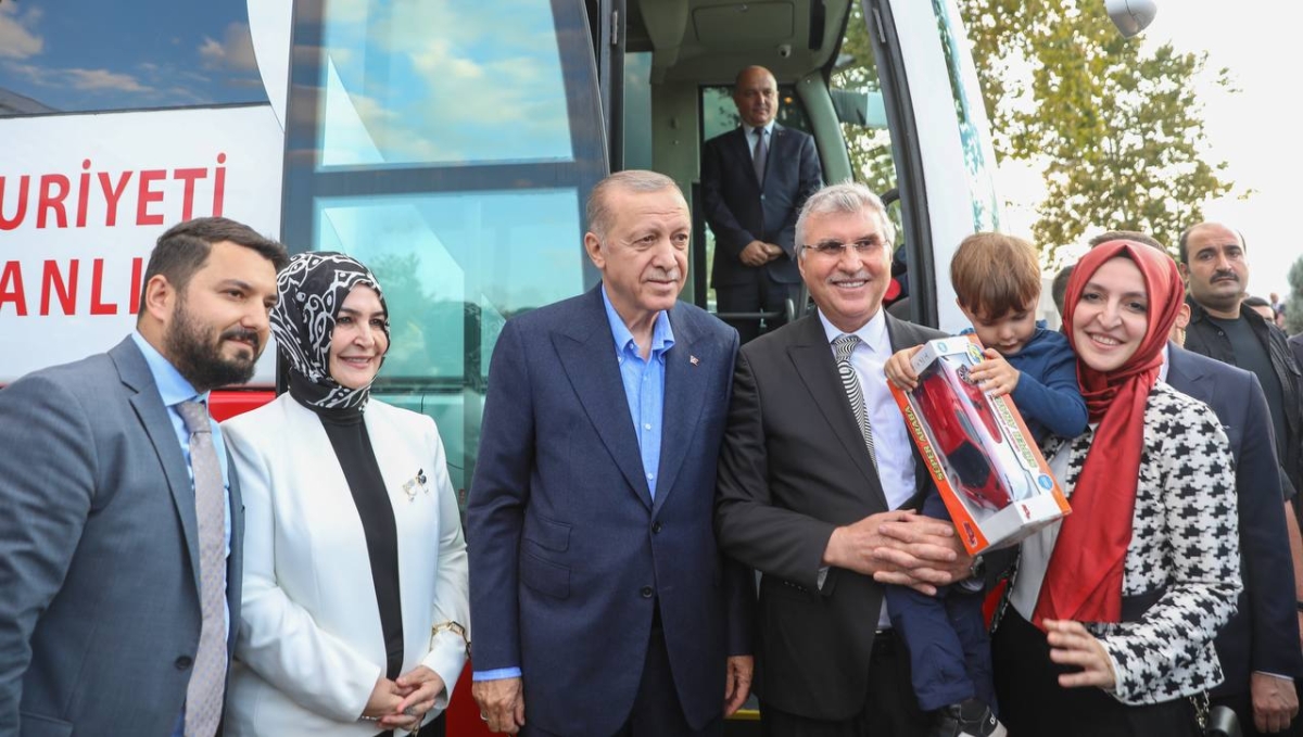Büyükşehir’in 725 milyon TL’lik 58 yatırımını Cumhurbaşkanı Erdoğan açtı Sakarya’ya hayırlı olsun