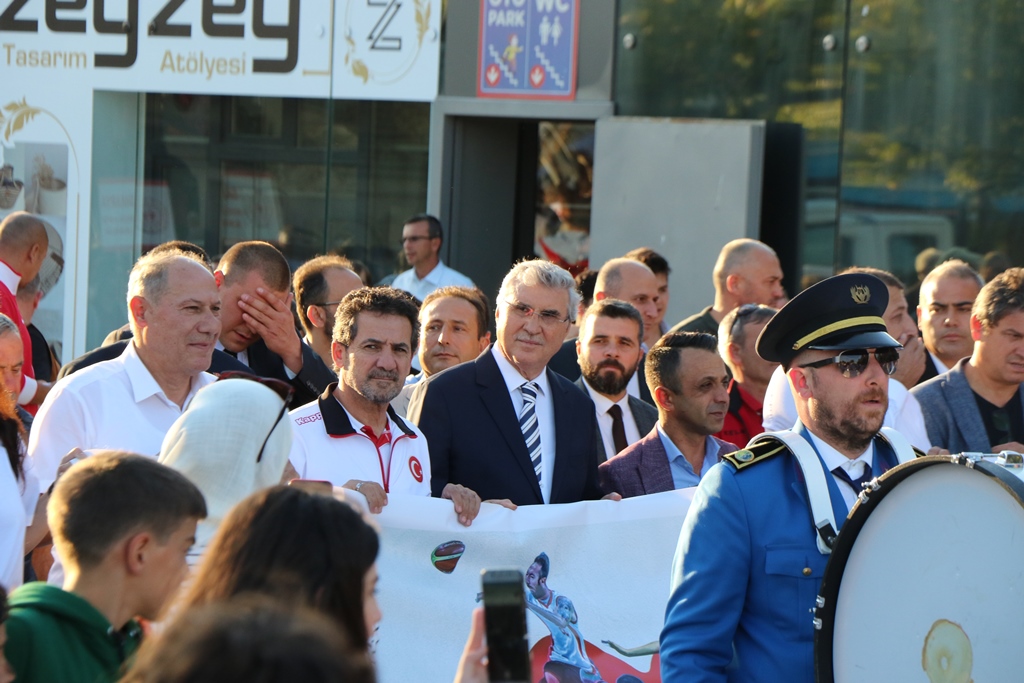 AMATÖR SPOR HAFTASI BAŞLADI