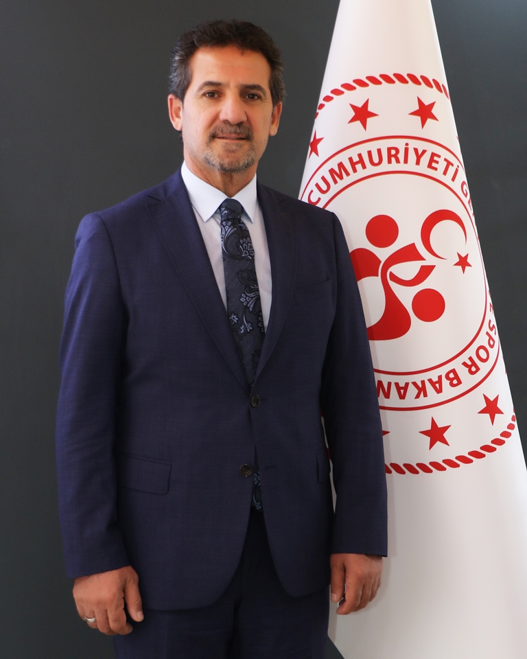 STADYUM DAHA DA YEŞİLLENDİ