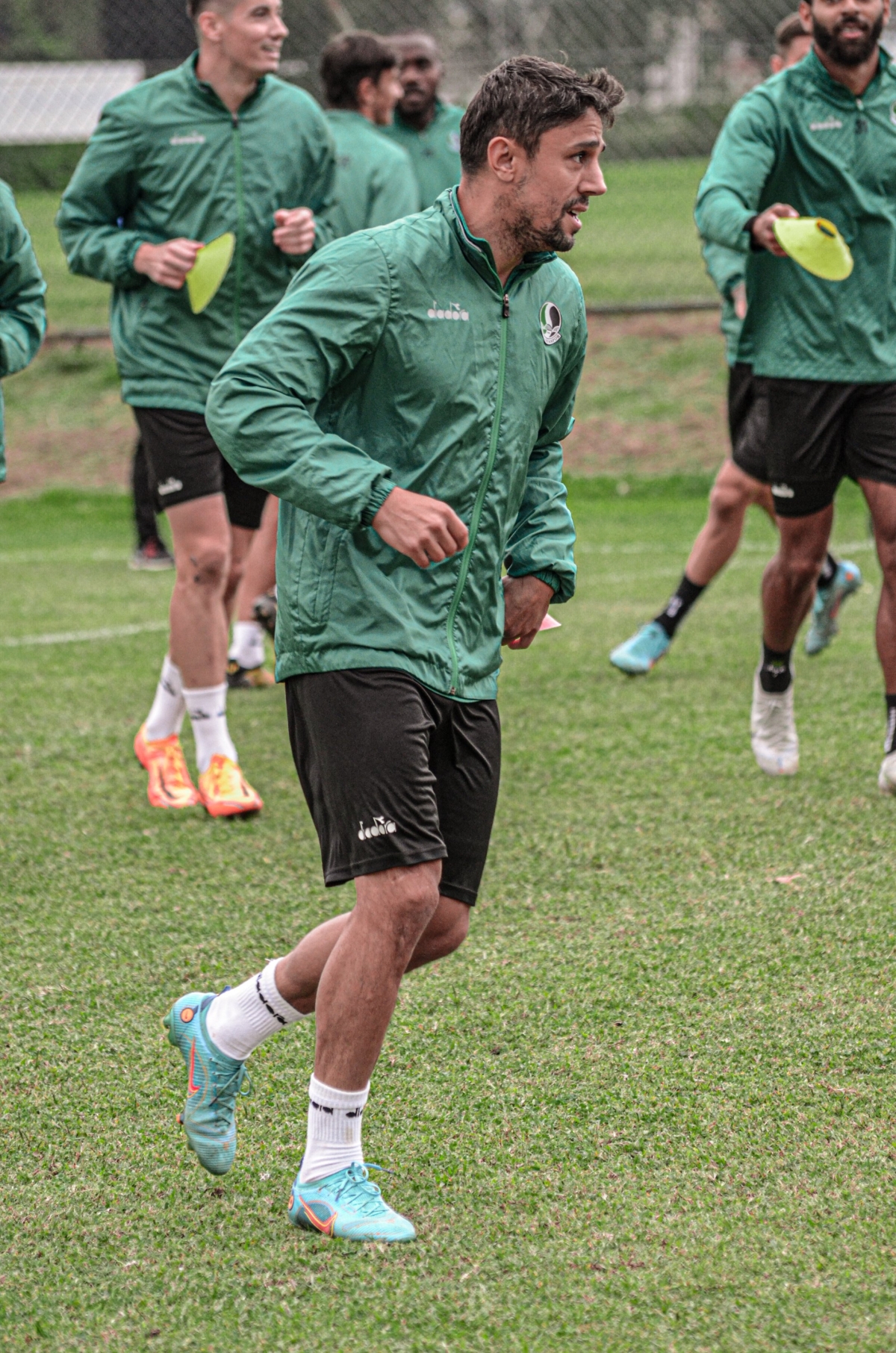 Sakaryaspor 4 eksikle çalıştı