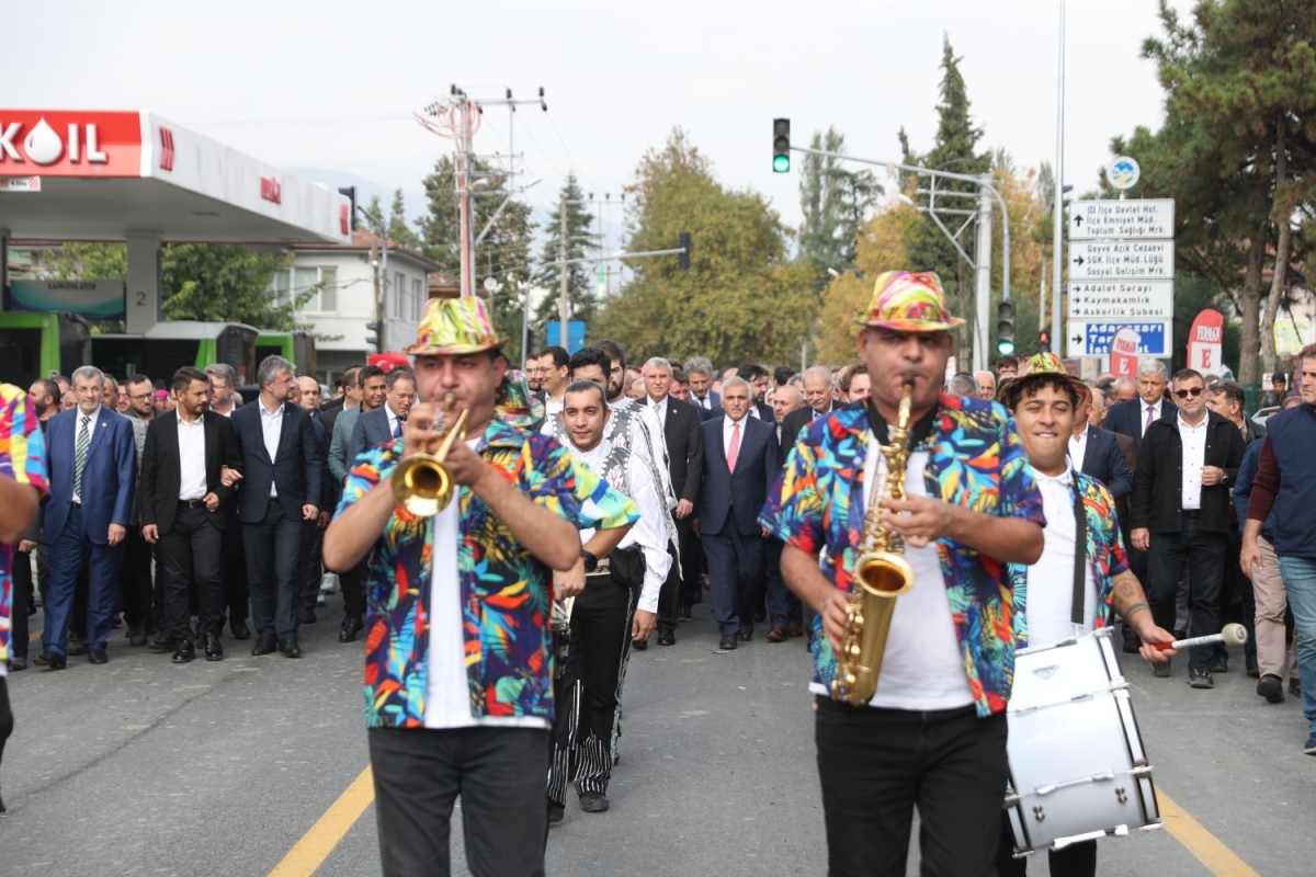 Geyve Ayva Festivali başladı