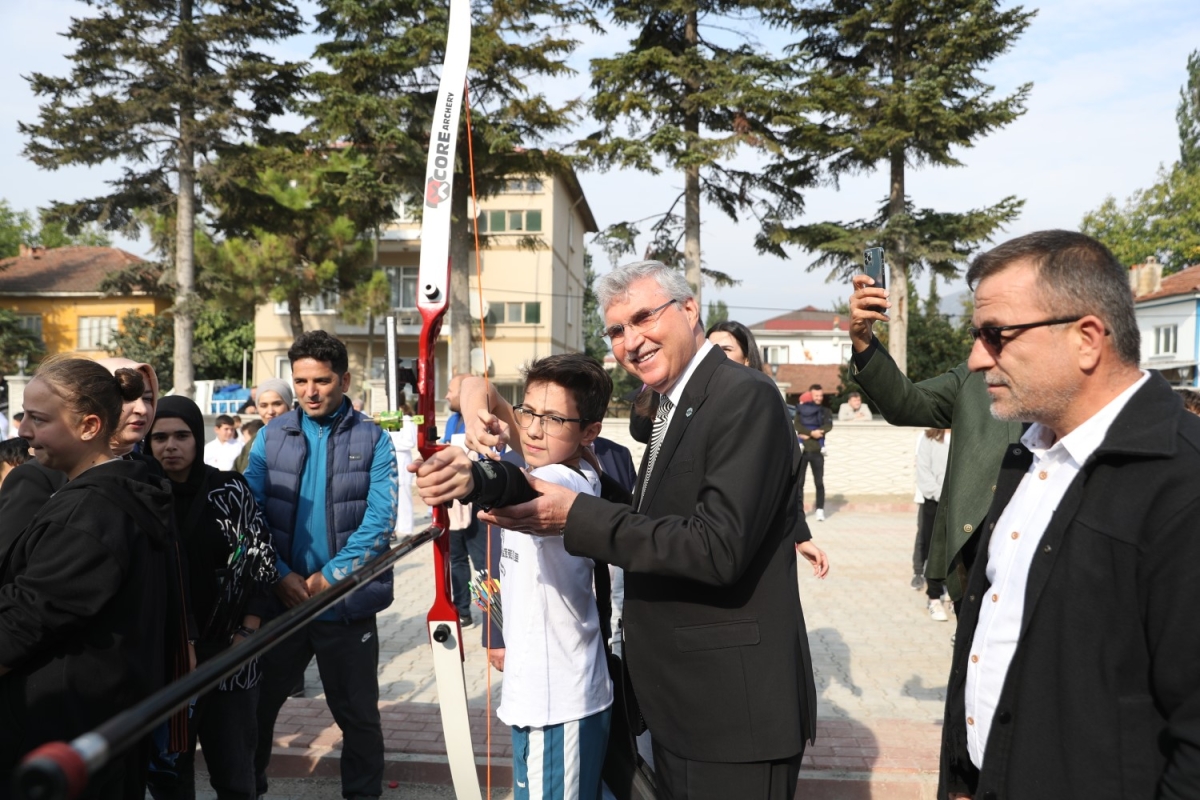 Geyve Ayva Festivali başladı