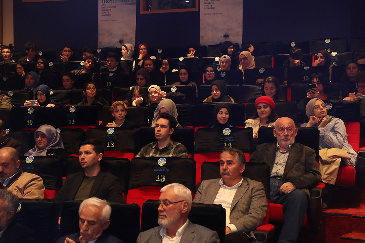 Başkan Yüce: “Şiir Sakarya’da bir başka güzeldir”