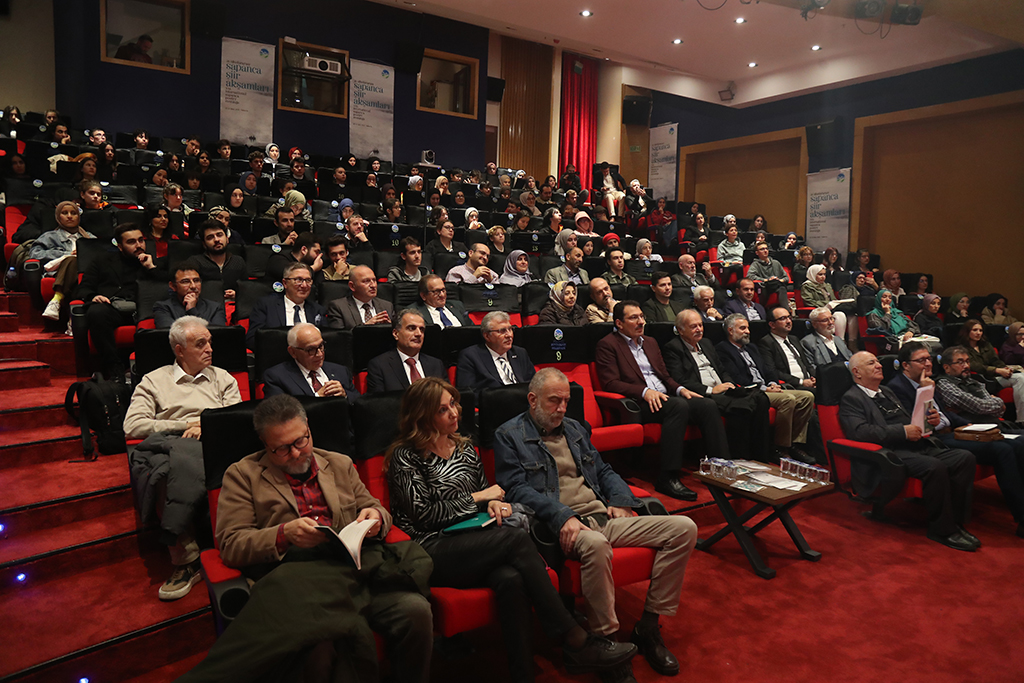 Başkan Yüce: “Şiir Sakarya’da bir başka güzeldir”