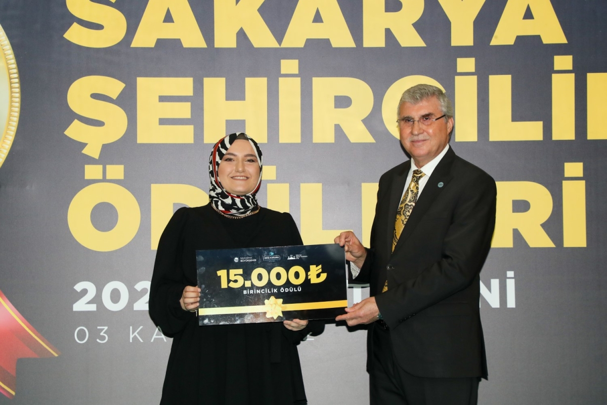 Sakarya’nın en prestijli ödülü sahibini buldu