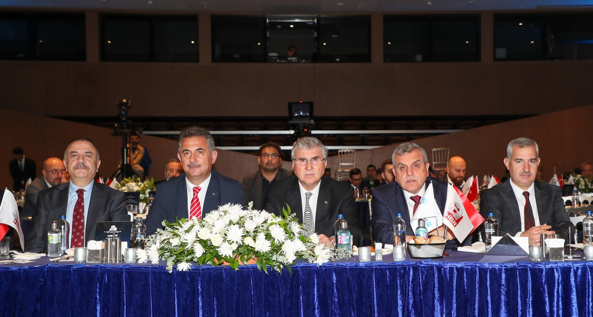 Yüce anlattı Türkiye dinledi