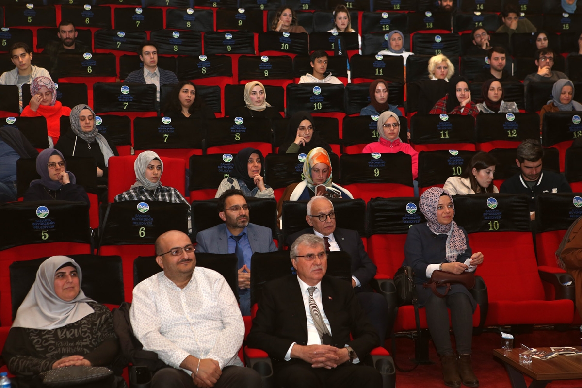  Sezai Karakoç’ konulu panel gerçekleştirildi