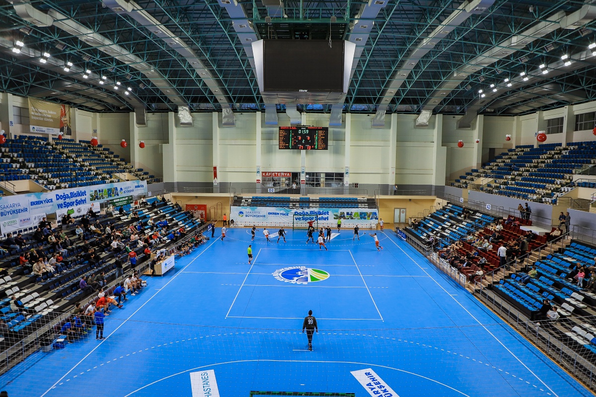 Sakarya Büyükşehir Hentbol Kazandı