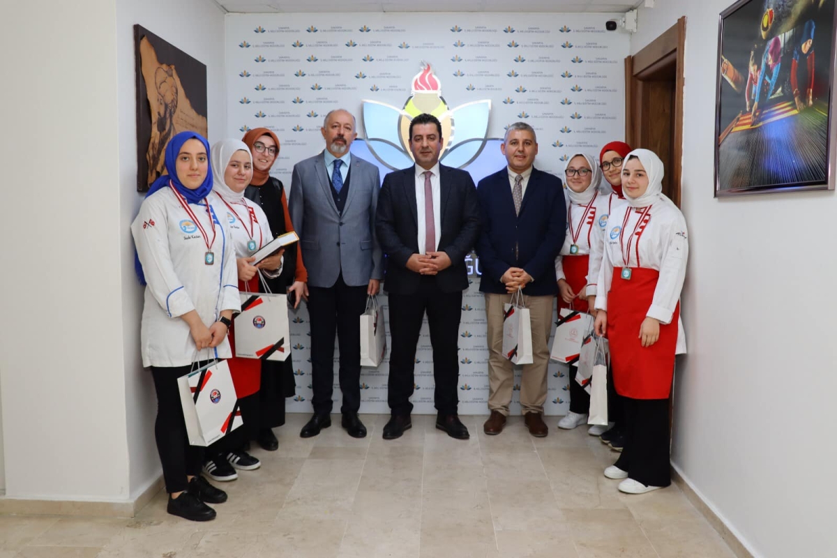 Altın Madalyalı Aşçı Öğrencilerimiz