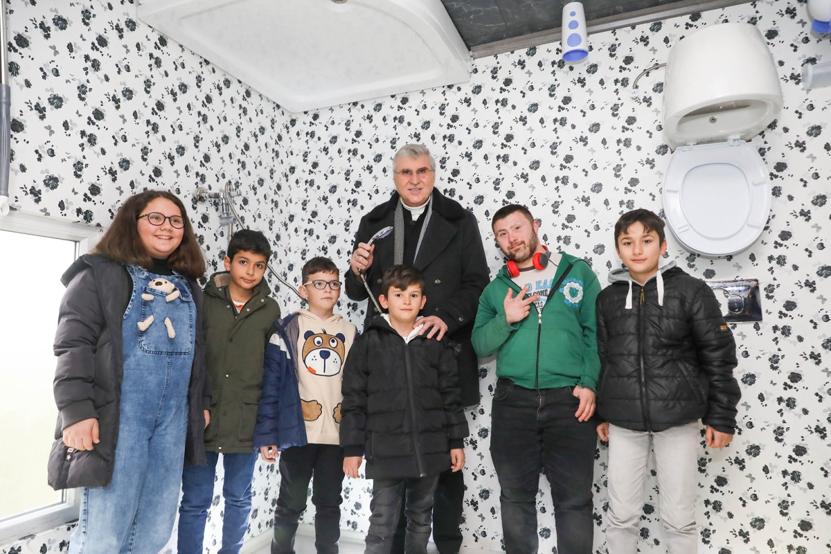 Ters Ev kapılarını bugün ücretsiz açtı