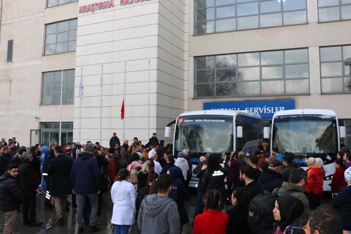 HERKES YARDIMA GİTMEK İSTİYOR
