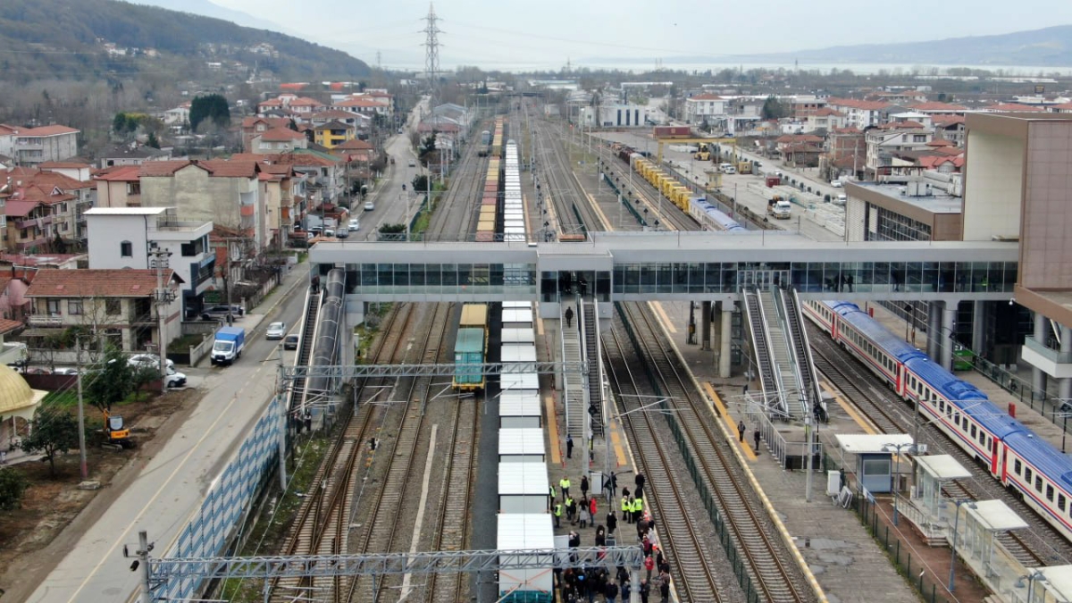 Sakarya'dan ilk konteynerler İskenderun’a yola çıktı