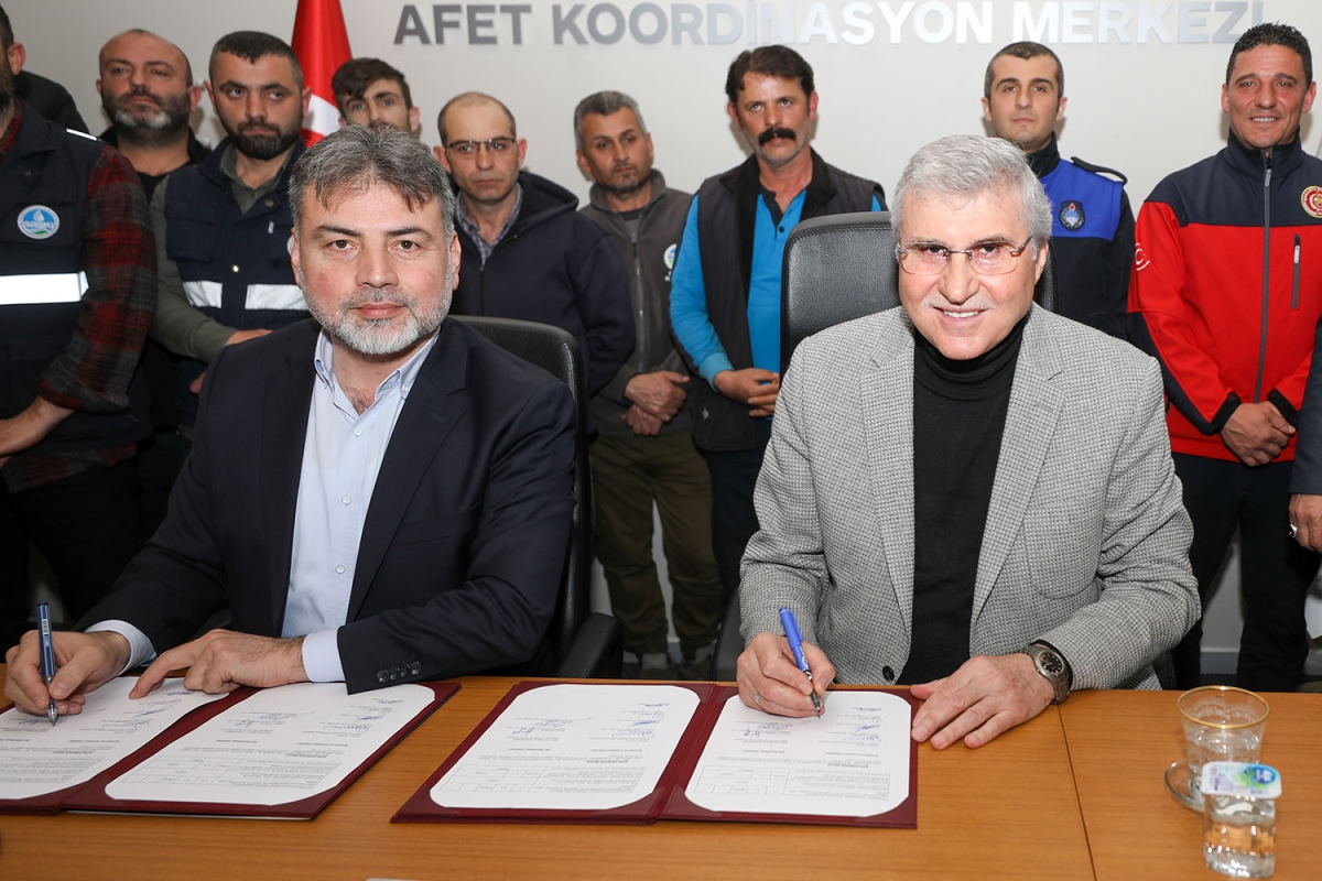 Büyükşehir’de toplu iş sözleşmesi sevinci 