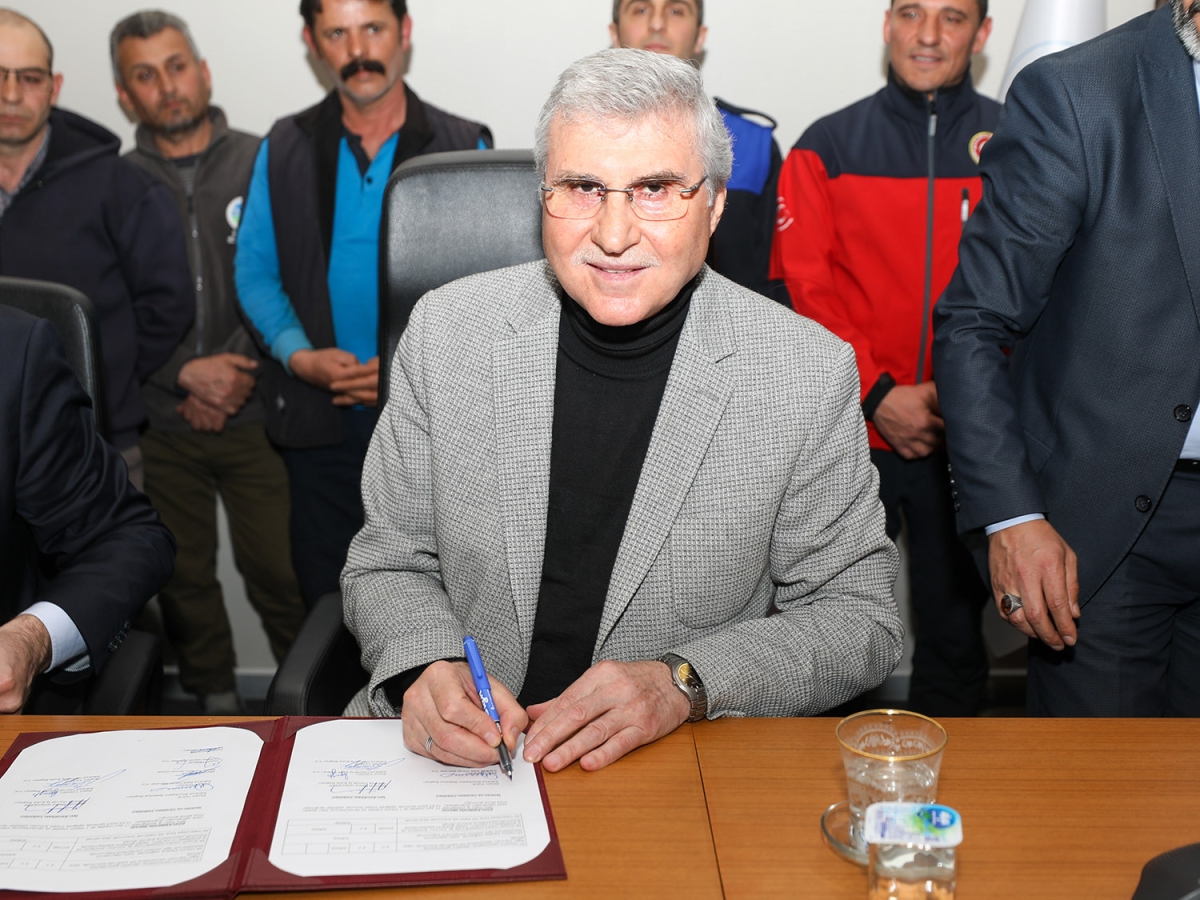 Büyükşehir’de toplu iş sözleşmesi sevinci 