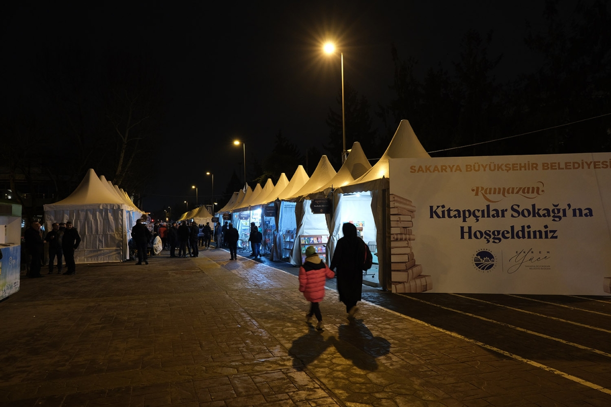  Ramazan Kitap Sokağı açıldı