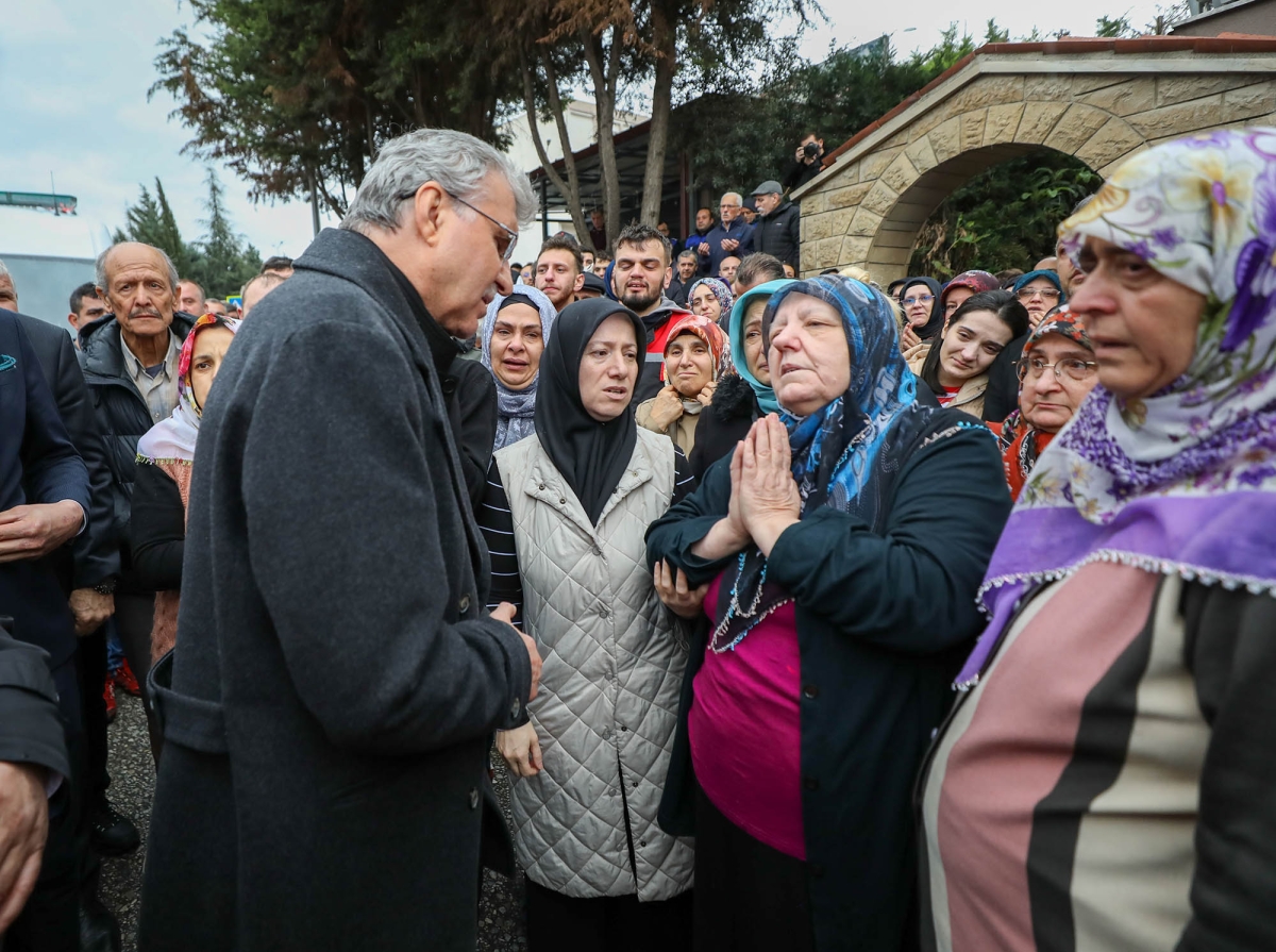 Büyükşehir'in şehit itfaiye eri dualarla uğurlandı