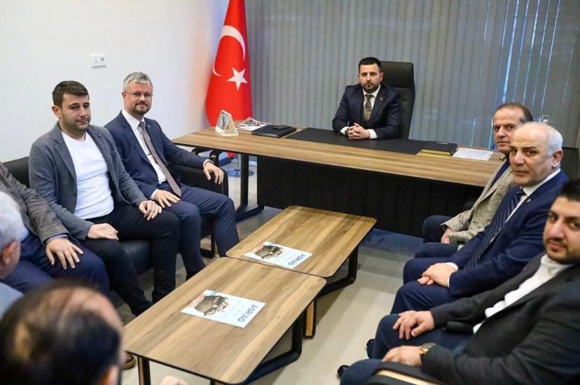 ASRİAD Sakarya MHP’li Av. Akar’ı iftarda ağırladı  