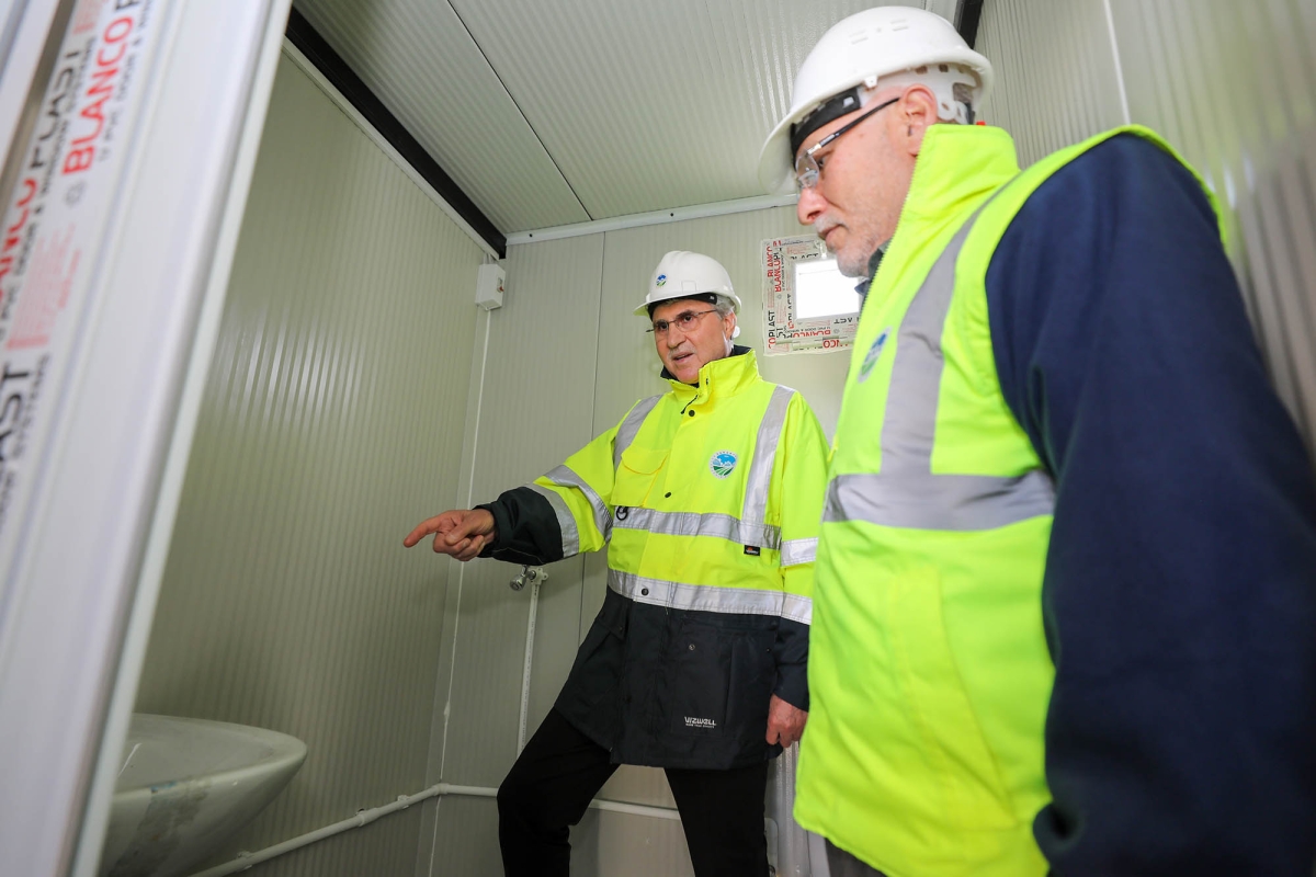 Deprem bölgesinde 7/24 mesai