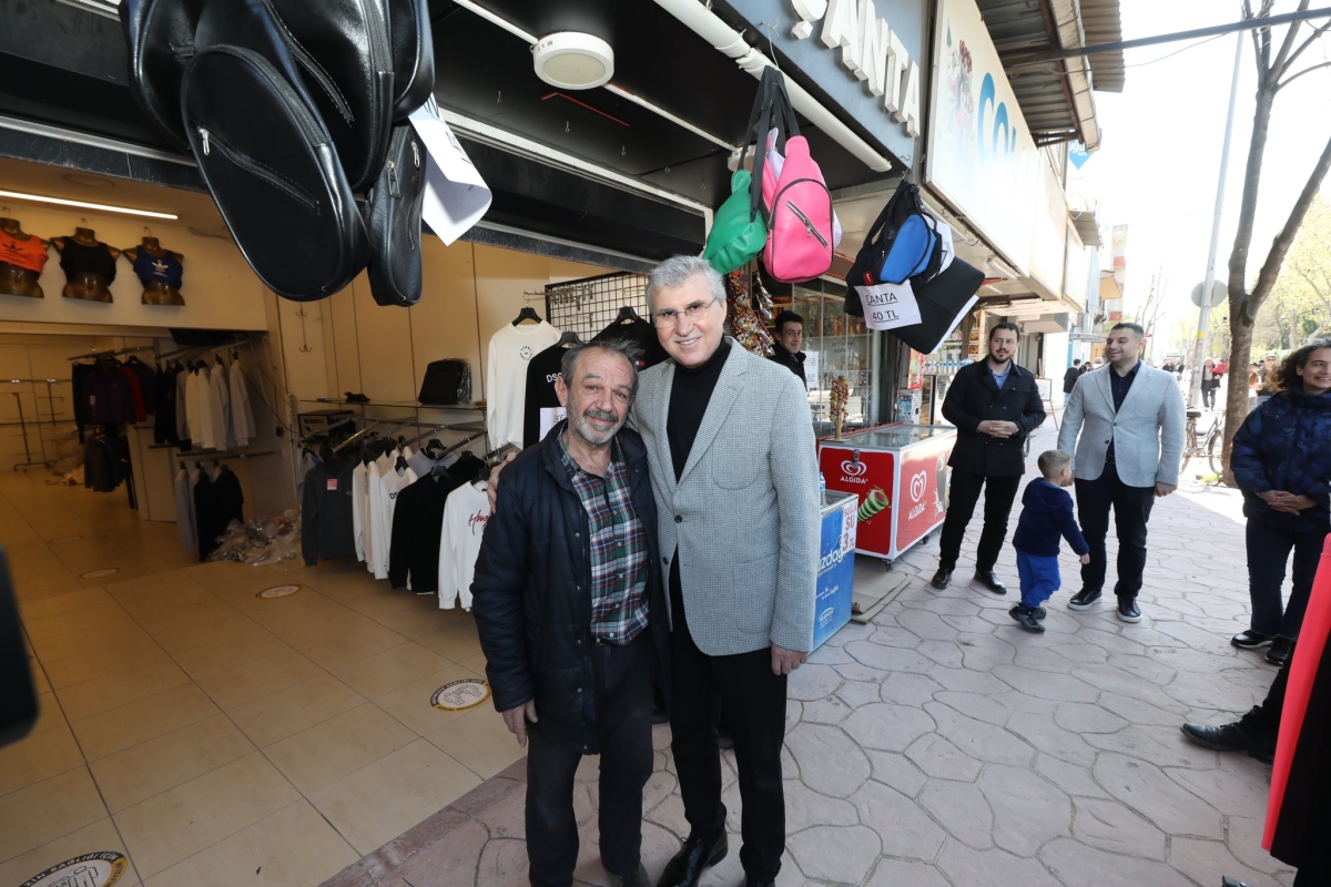 Başkan Ekrem Yüce Çark Caddesinde