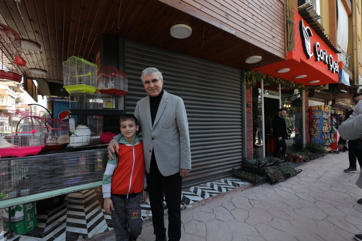 Başkan Ekrem Yüce Çark Caddesinde