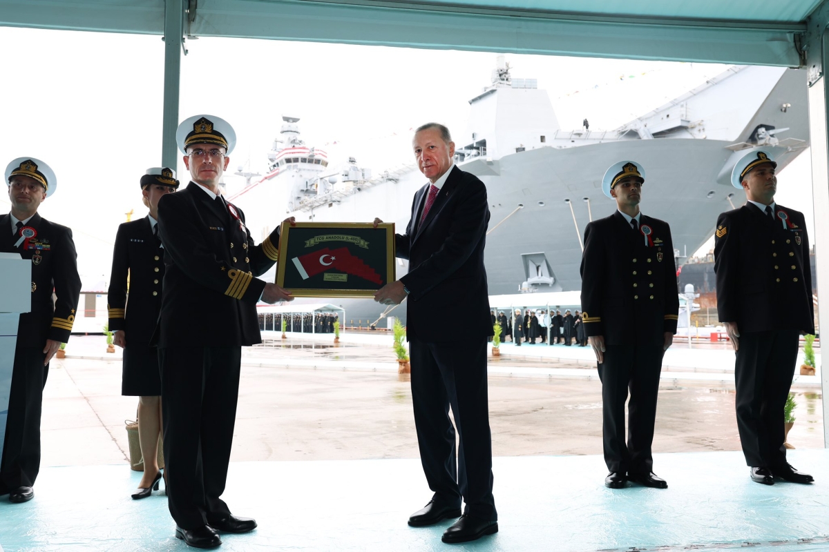 TCG Anadolu Gemisi Teslim Edildi