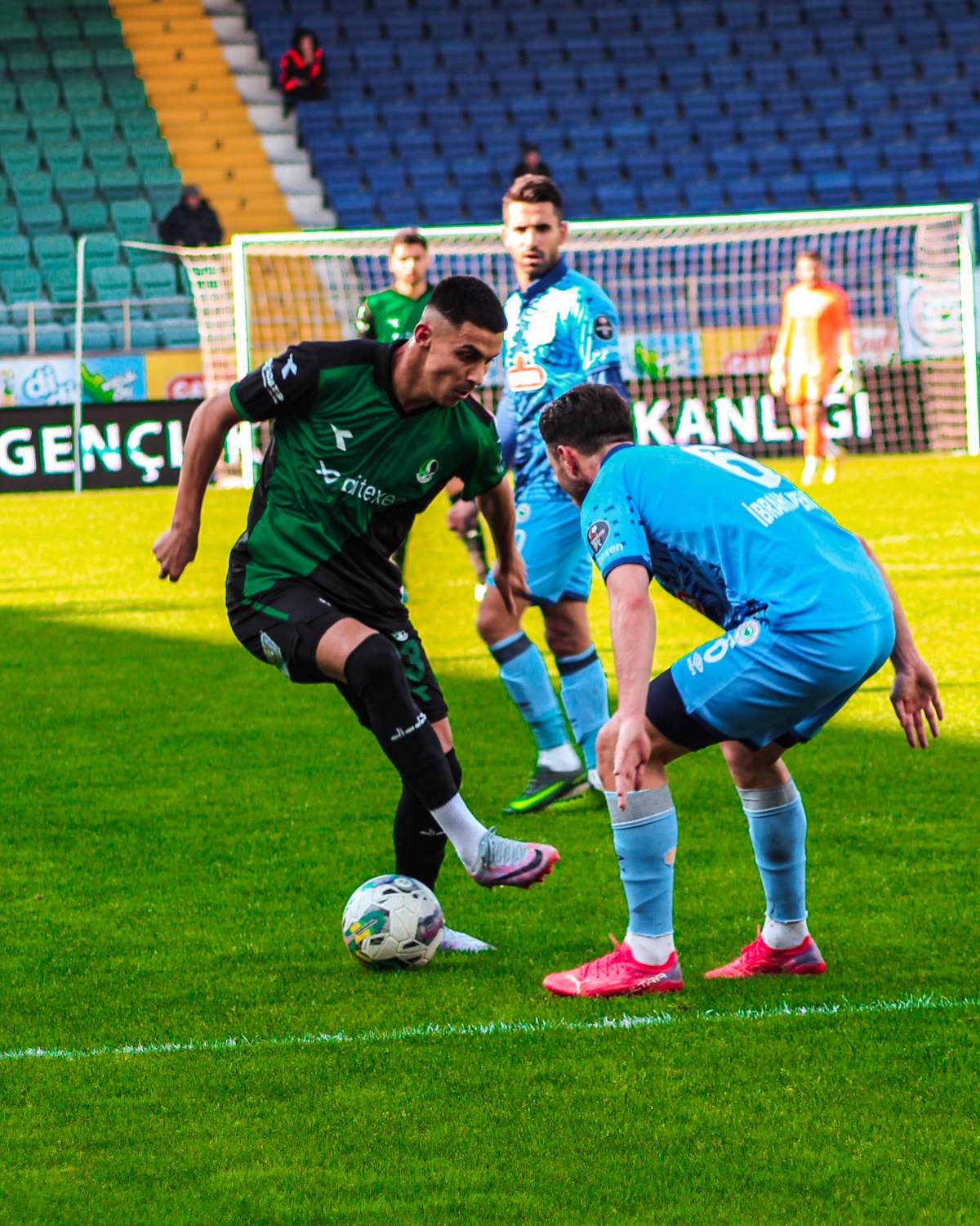 Rizespor-Sakaryaspor Foto Galeri