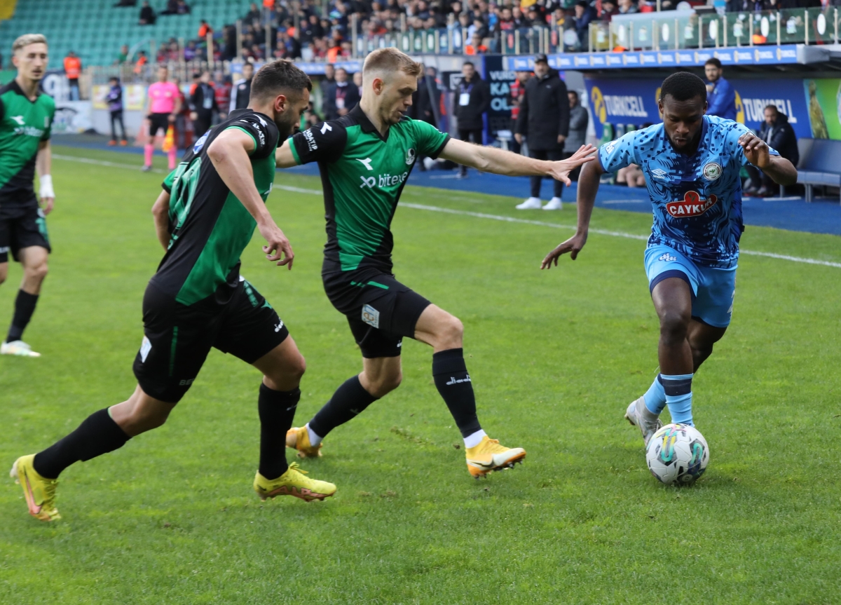 Rizespor-Sakaryaspor Foto Galeri