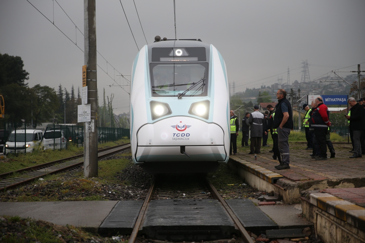 Milli elektrikli tren