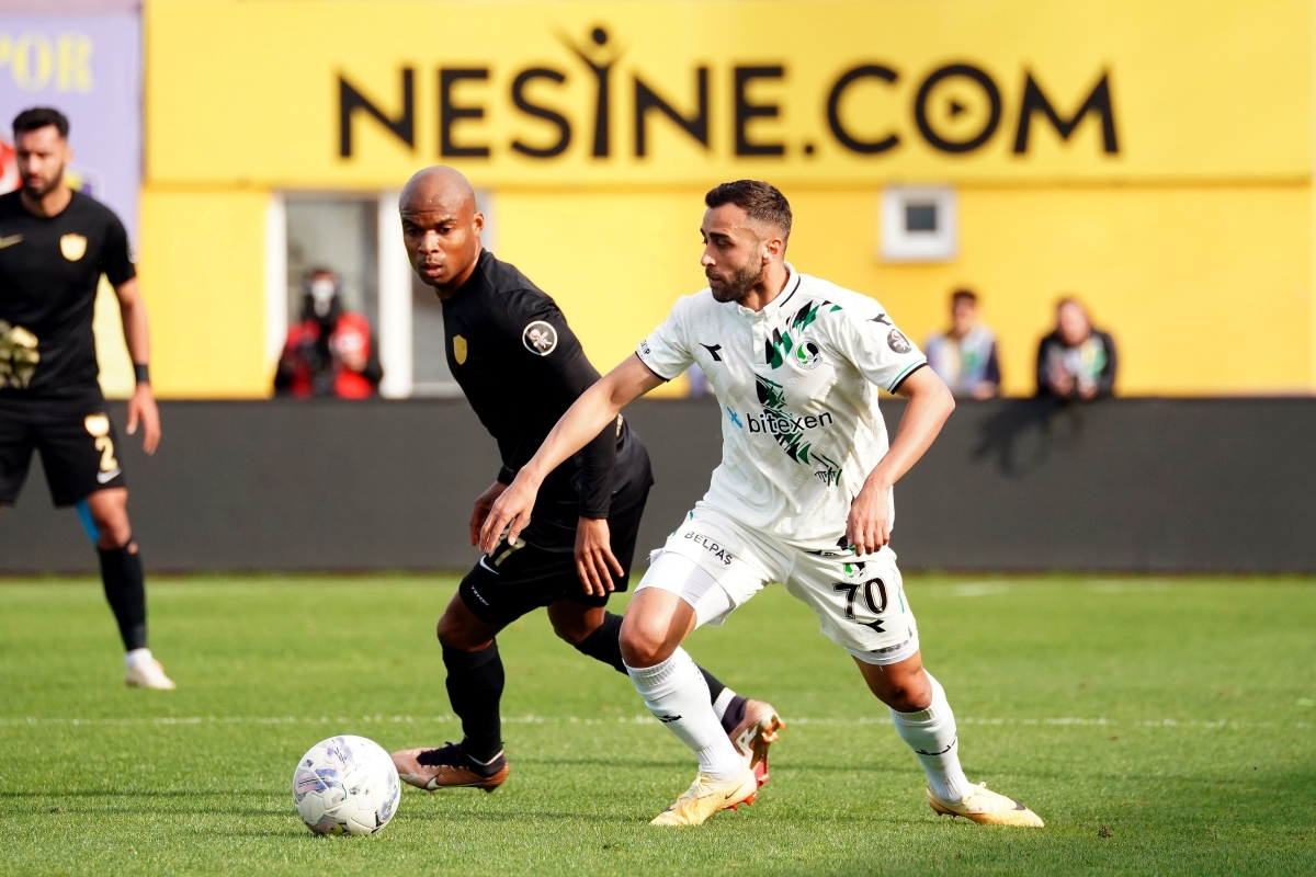  Erzurumspor FK-Sakaryaspor
