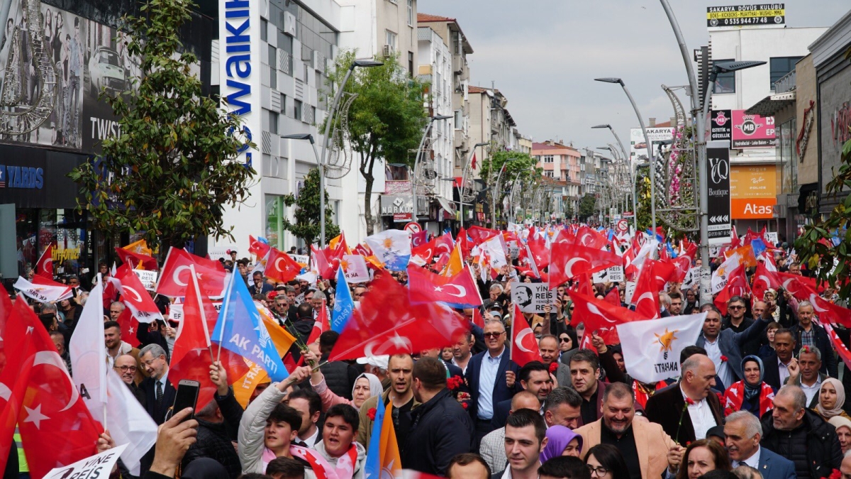 Gençlik Haftası yürüyüşü
