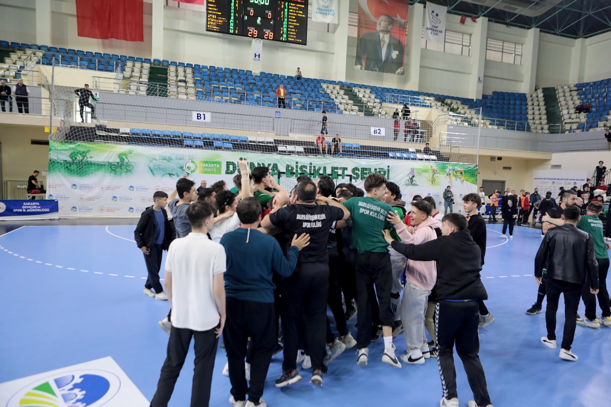 Hentbol'da bitime 5 saniye kala bitirici vuruş