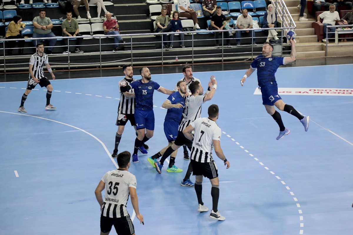 Finale 1 Kaldı