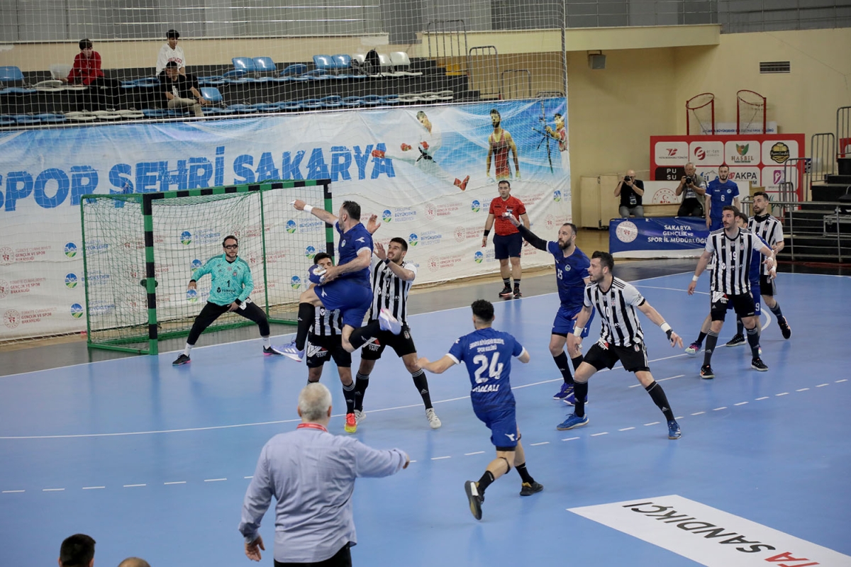 Finale 1 Kaldı
