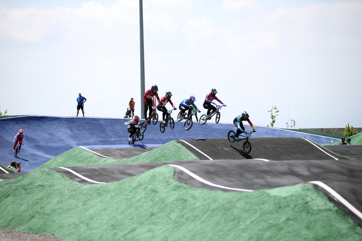2023 BMX Avrupa Kupası'nın 9. etap yarışları Sakarya'da yapıldı