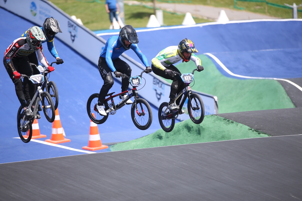 2023 BMX Avrupa Kupası'nın 9. etap yarışları Sakarya'da yapıldı