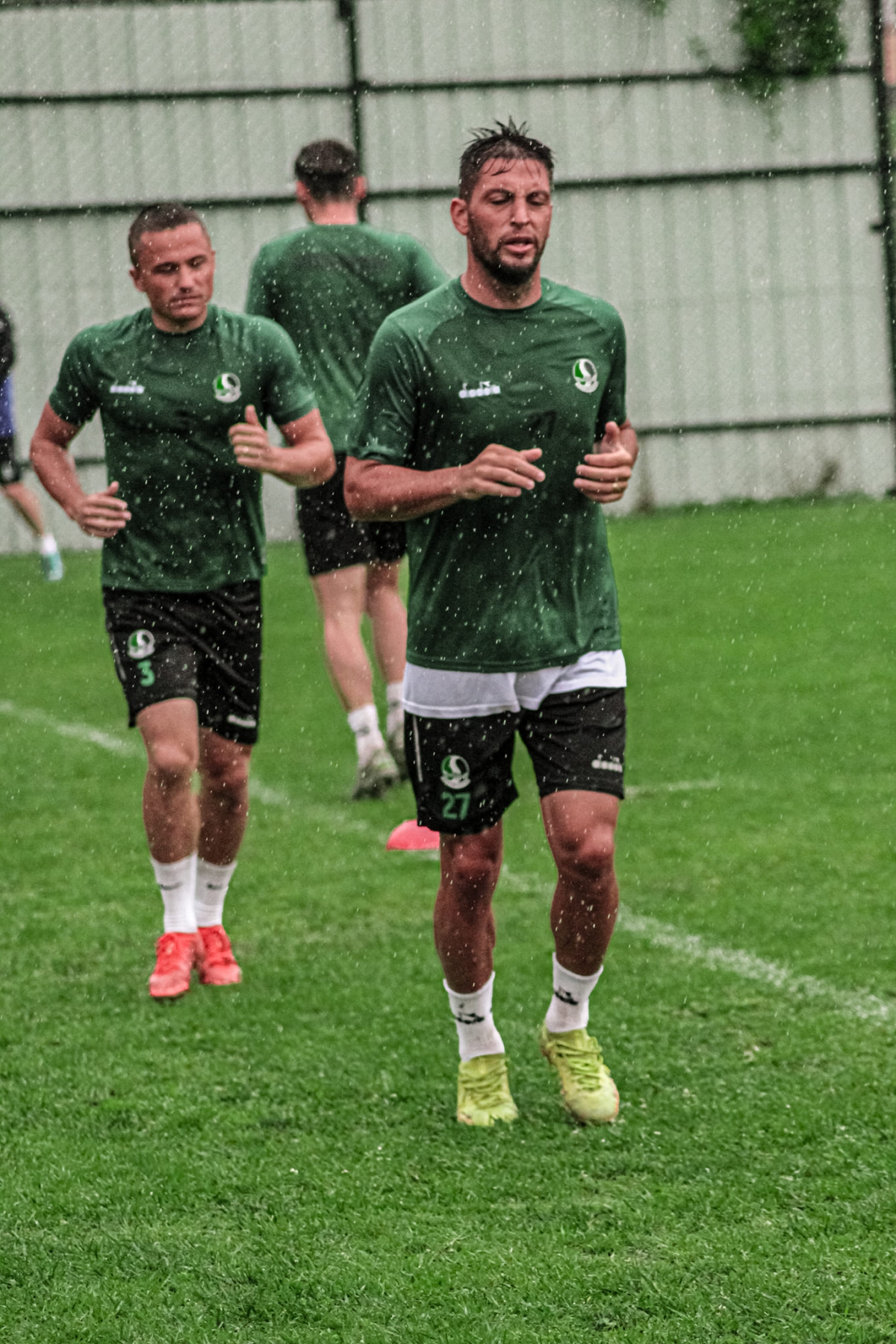 Sakaryaspor hazırlıklarına devam etti.
