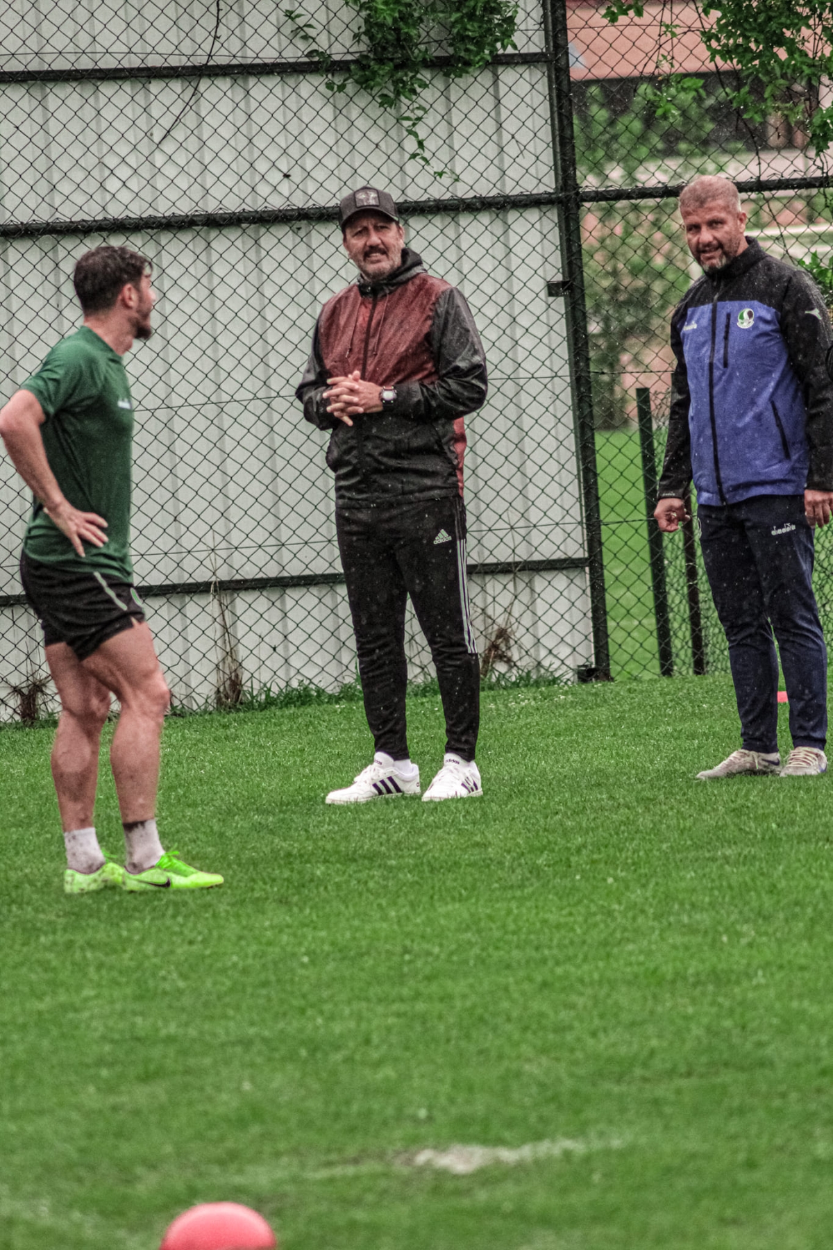 Sakaryaspor hazırlıklarına devam etti.