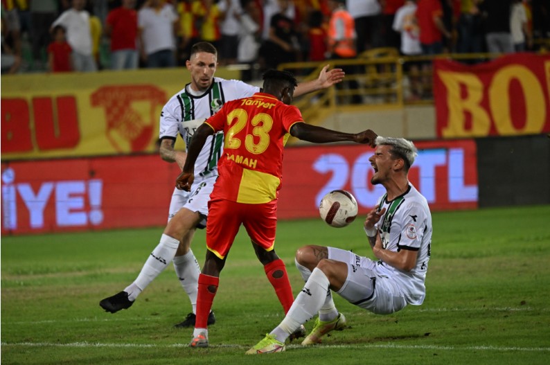 GÖZTEPE-SAKARYASPOR
