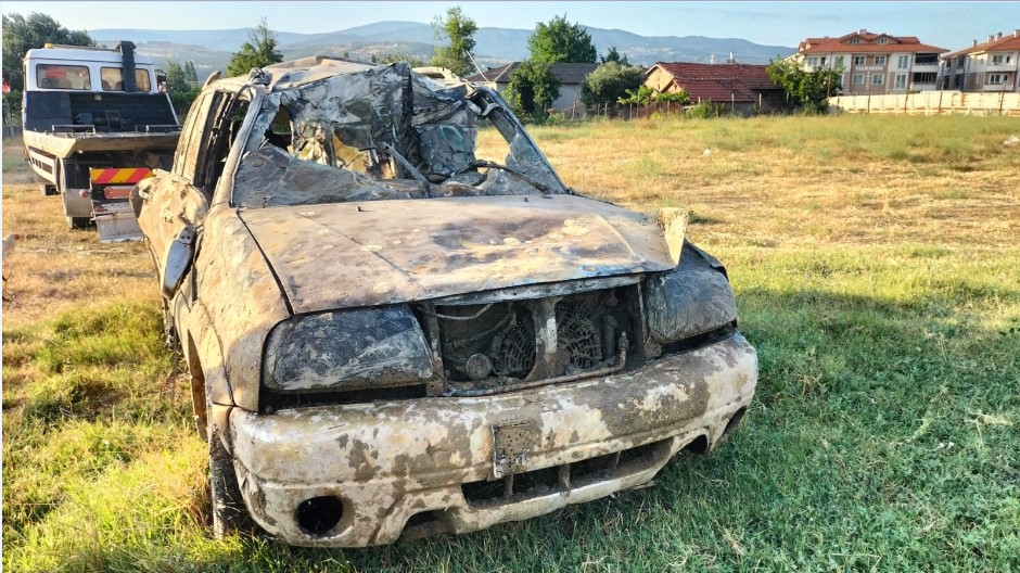 Cesedi aracıyla nehirde bulundu