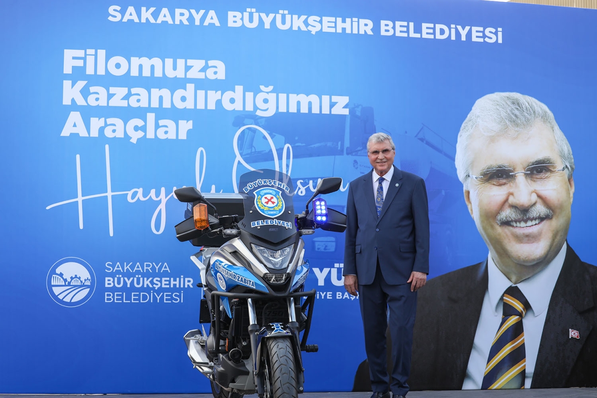 Büyükşehir filosuna 13 yeni araç