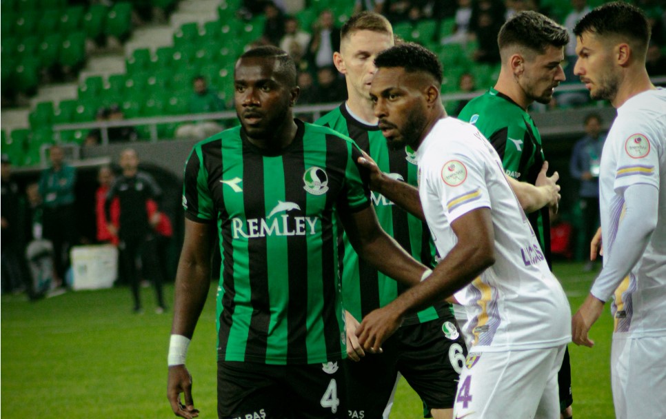 Kasongo Lidere Patladı
