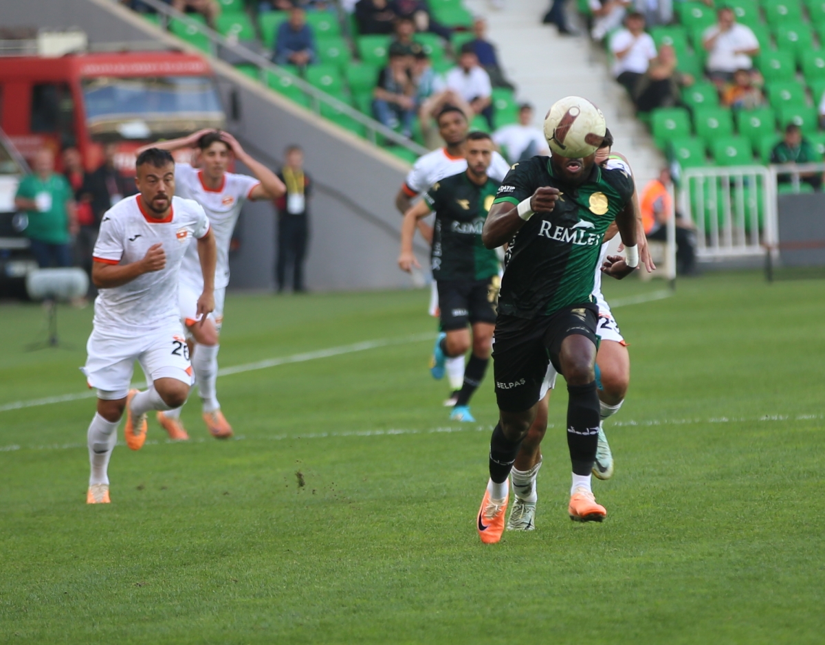 Sakaryaspor- Adanaspor Foto Galeri
