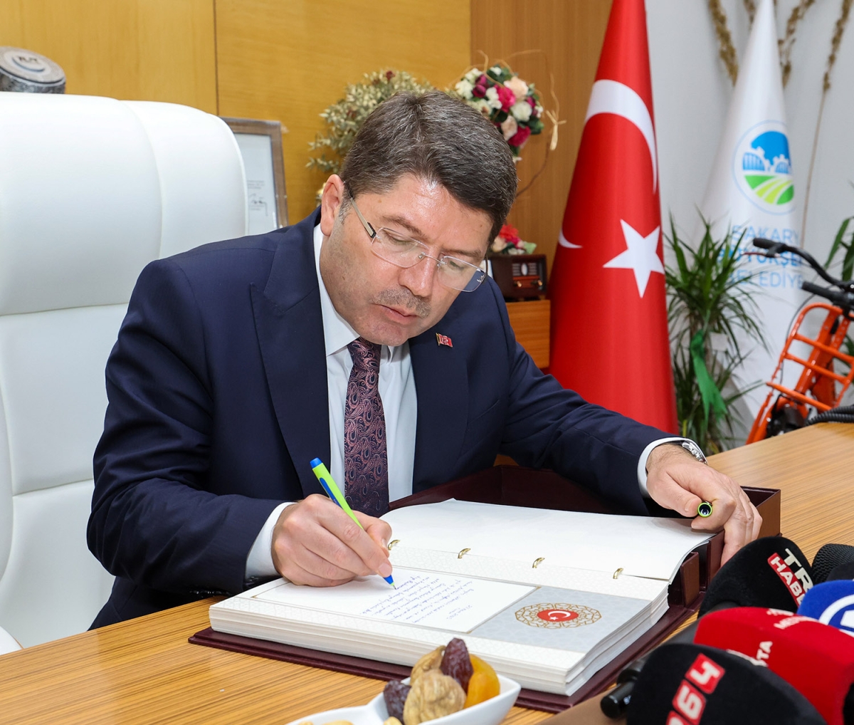 Adalet Bakanı Tunç, Sakarya'da