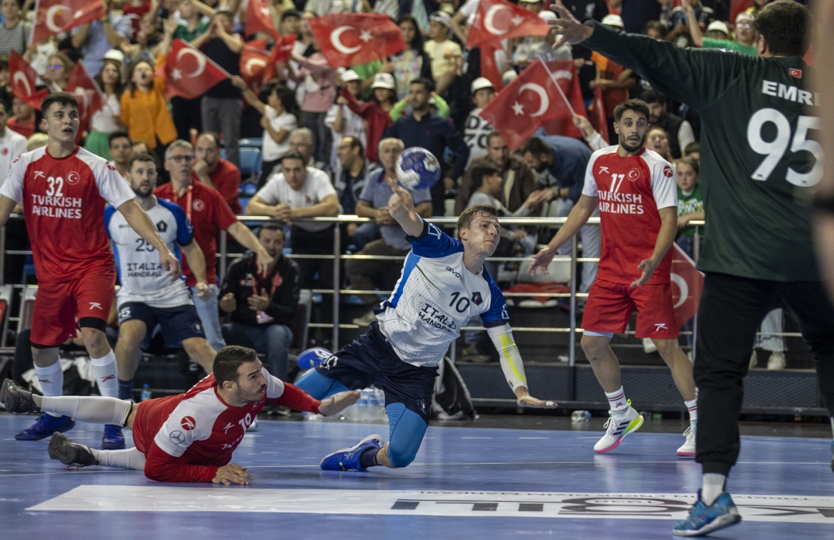 Türkiye: 37 - İtalya: 28