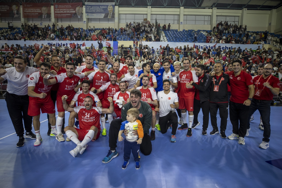 Türkiye: 37 - İtalya: 28