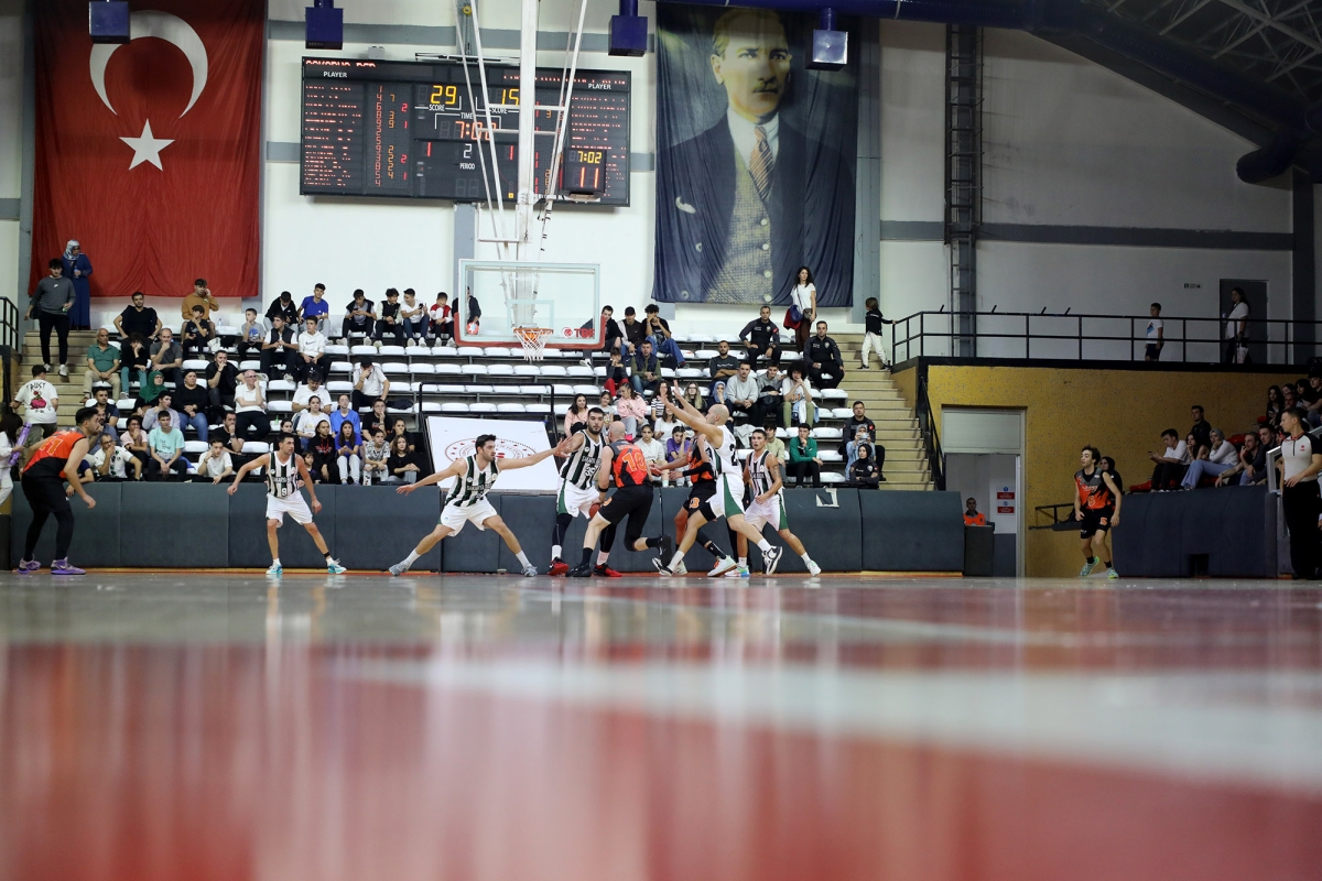 Büyükşehir Basket Sezona Galibiyetle Başladı