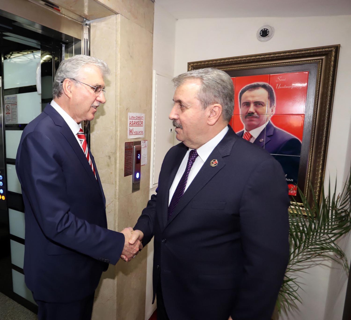 Yüce'den Ankara'da önemli temaslar